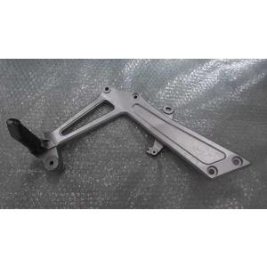 VT250 スパーダ　MC20-1008xxx　の　タンデムステップ　右 *1594867130　中...