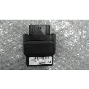 プレスカブFI　AA01-1738xxx　の　CDI *1618449444　中古