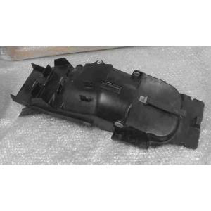 XJR400 4HM-016xxx の リアインナーフェンダー *1671149248 中古