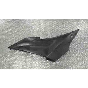 YZF-R25 ABS　RG43J-002xxx　の　サイドカバー　左 *1667526007　中古