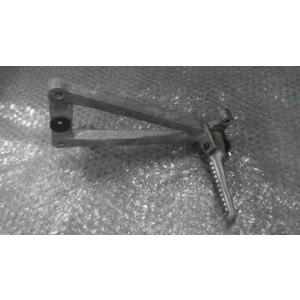 CBR250R　MC17-1014xxx　の　タンデムステップ　右 *1675990969　中古