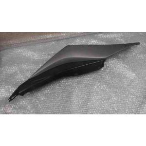 YZF-R25　RG10J-013xxx　の　テールカウル　右　傷 *1680238598　中古