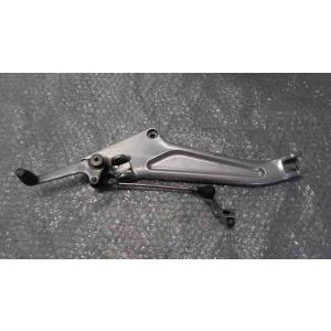 CB400 SUPER FOUR　NC31-1101xxx　の　ステップ　左 *1690938109...