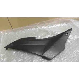 YZF-R25　RG10J-017xxx　の　サイドカバー　左 *1696567453　中古