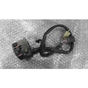CBR750 スーパーエアロ　RC27-1002　の　ハンドルスイッチ　左 *1740710029　...