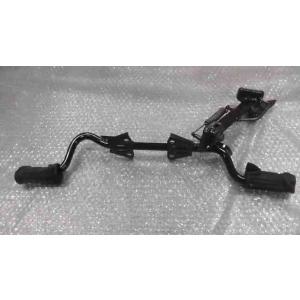 カブ110　JA07-1009xxx　の ステップ　ゴム破れ *1744077570　中古