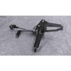 GPX250R2　EX250E-025xxx　の　ステップ　左 *1744940545　中古