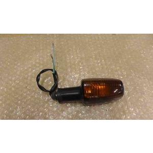 CB-1　NC27　の　フロントウインカー　右　傷 *1746777014　中古