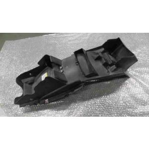 GT250R　KM4MJ51EX71106　の　リアインナーフェンダー *1747708752　中古