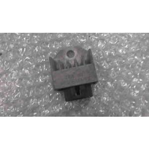 リード50　AF48-1008xxx　の　レギュレター *1759974440　中古
