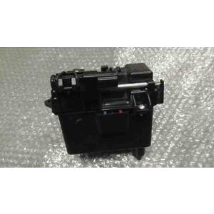 クロスカブ50　AA06-1202xxx　の　バッテリーケース *1764307731　中古