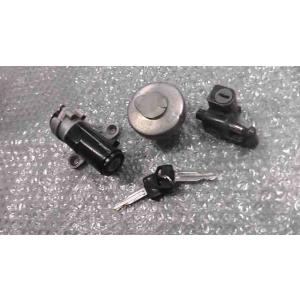 カブ50　AA04-1002xxx　の　キーセット *1767748575　中古