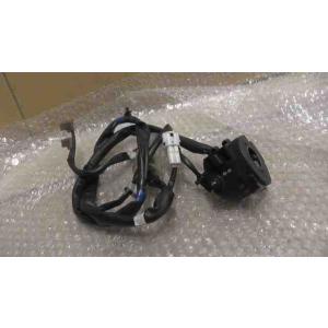 YZF-R25　RG43J-004xxx　の　ハンドルスイッチ　左 *1768358475　中古