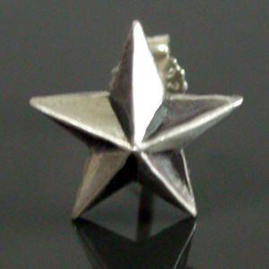 スタースタッド シルバー ピアス sou designs(ソウデザインズ)