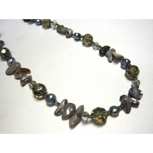 ◆上品ネックレス◆シェルアッシュ＊カットビーズ グレー 02-656