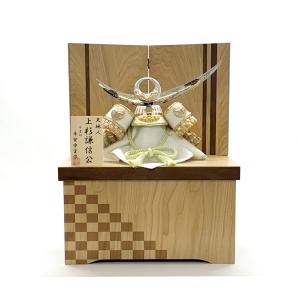五月人形 兜飾り 端午の節句 山田平安堂 山田平安堂 飾り扇 兜 五月人形／コンパクト／インテリア／端午の節句