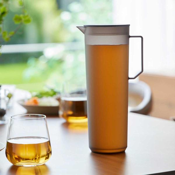 ピッチャー 山崎実業 正規品 tower タワー 熱湯が注げる冷水筒 ラウンド 1.2L 水差し  ...