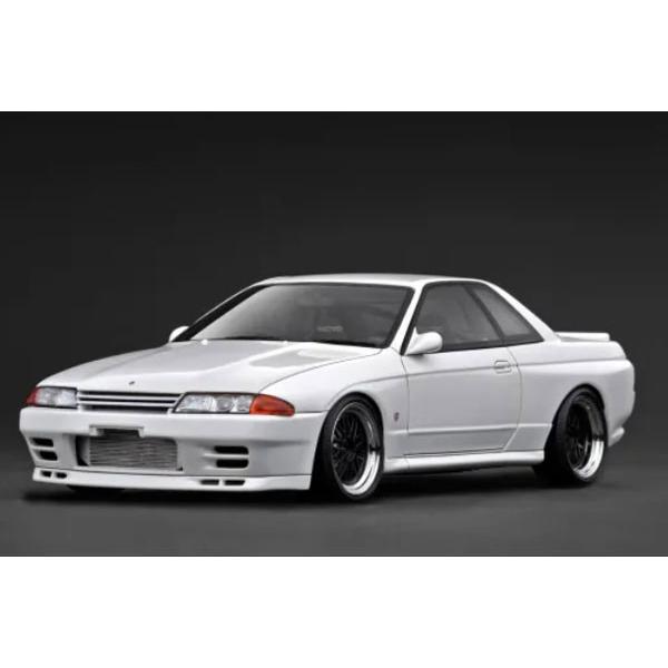 ignition_model 1/18 NISSAN SKYLINE GT-R (R32) Whit...