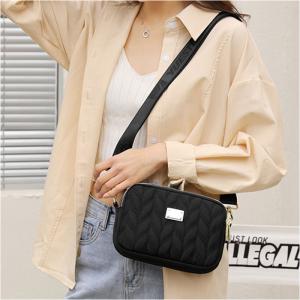 VALENTINO ヴァレンティノ ショルダーバッグ TW2B0G09ZXL