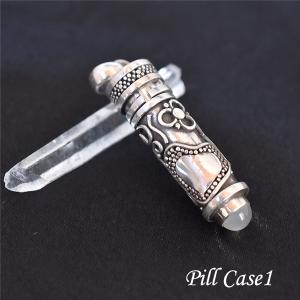 マリア 開閉式 クロス 十字架 ロケット ピルケース/シルバー925&ブラス