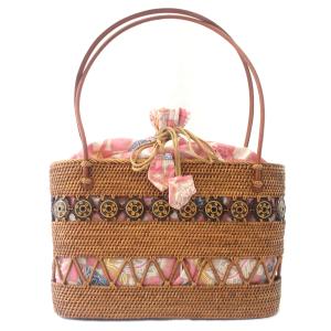 【極美品】バリ島 アタ製かごバッグ ココナッツ装飾 バティック巾着付き アタバッグ バリ島特産品のかごバッグ トートバッグ バティック巾着袋