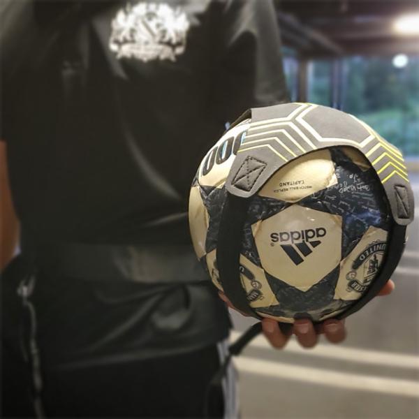 サッカートレーナー 自主トレ 練習 シュート練習 パス リフティング トレーニング用品 ON+Clo...