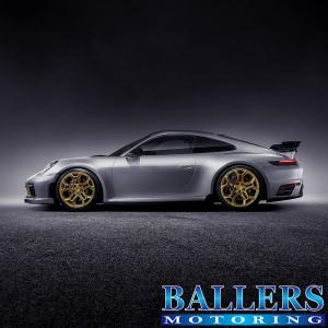 上等な カレラ カナード ディフューザー 992 Techart ポルシェ エアロパーツ ユーロナンバー仕様 リアバンパーインサート 未塗装 新型 Porsche エアロ テックアート 911 正規輸入品 未塗装 品番 092 100 510 009 Techart 092 100 510 009 ボーラーズ自動車パーツ販売