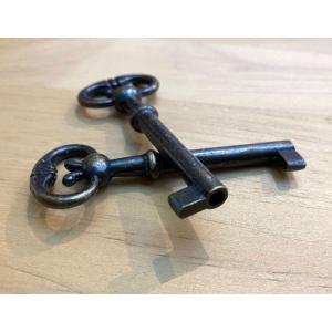 当社パインデスク専用アンティーク鍵 鋳物製アン...の詳細画像3