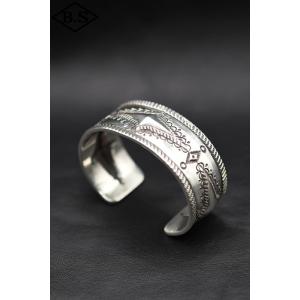 インディアンジュエリー INDIAN JEWELRY 小物 バングル F5-111-006 ナバホ族...