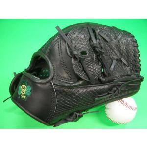 型付け加工済み ベースボールフィールド 投手・オールラウンド用 型押し革 ブラック ツーピースウェブ...