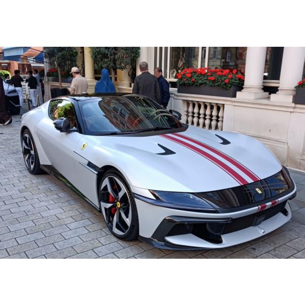 【予約】2026年発売予定FERRARI 12チリンドリ クーペ ビアンコオンダマリーナ レッドスト...
