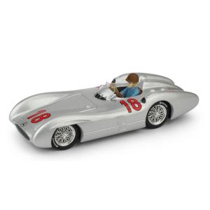 【予約】MERCEDES F1 W196C N18 WC 1954 ファンジオ フィギュア付 シルバ...