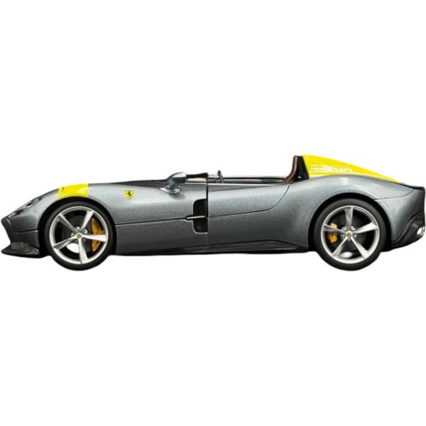 Ferrariフェラーリ Monza SP1 2019 silver grey / yellow /...