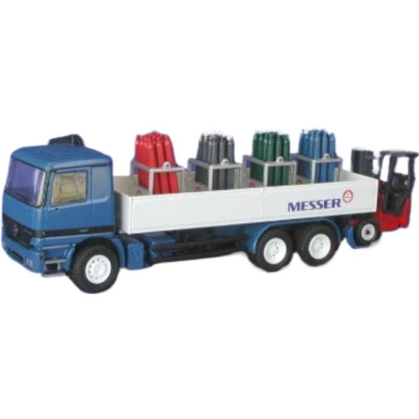 MB Actros トラック Moffett フォークリフト付き MESSER / CONRAD 1...