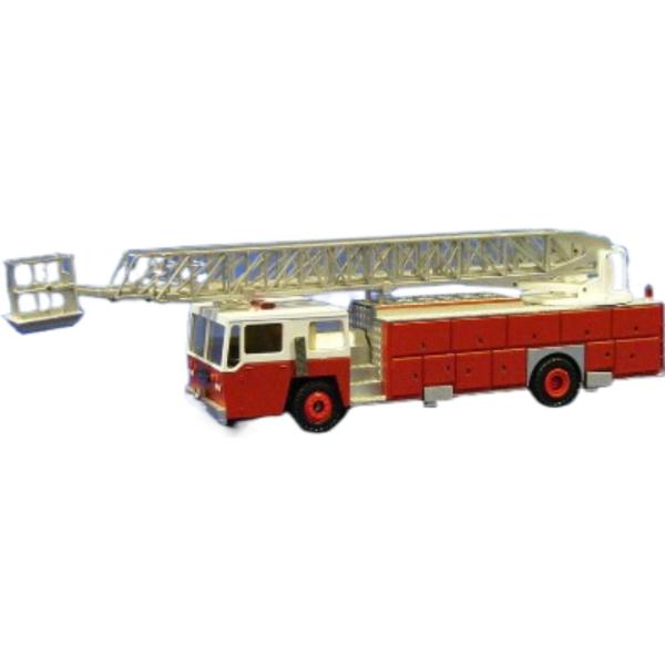 Emergency-One 2軸 はしご車 バスケット付き / CONRAD 1/50 建設機械模型...