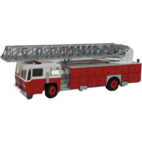 Emergency-One 2軸 はしご車 4段 110フィート / CONRAD 1/50 建設機...