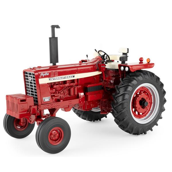 International Harvester 826 Hydro Tractor / ERTL 1...