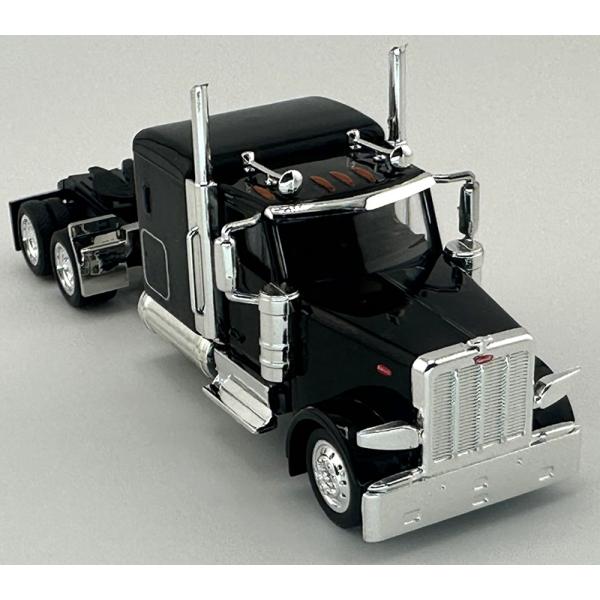 Peterbiltピータービルト 589 with 72 Inch Sleeper Black / ...