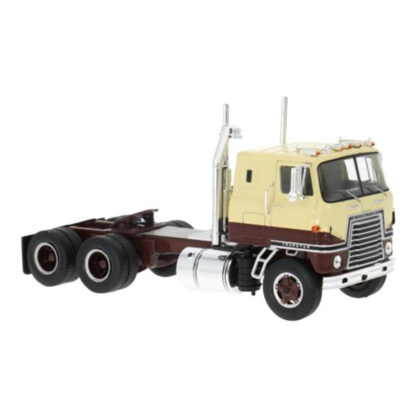 International Transtar COE 1965 in Beige and Brown...