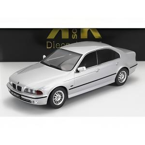 ミニカー 1/18 BMW 740i E38 1.series 1994 銀色 KKS 限定品 予約商品