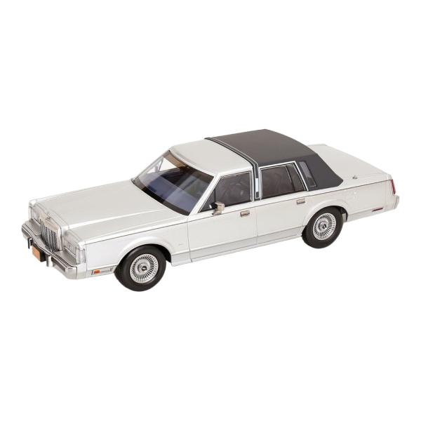 【予約】2027年発売予定 Lincoln Town Car 1985 シルバー AIR劇中車 / ...