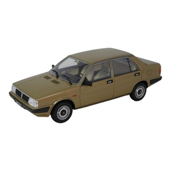 Lanciaランチア Prismaプリズマ 1300 Intermedia 1985 ゴールド / ...
