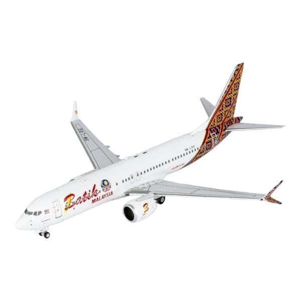 バティック・エア Batik Air ボーイング 737-MAX8 9M-LRG / NG Mode...