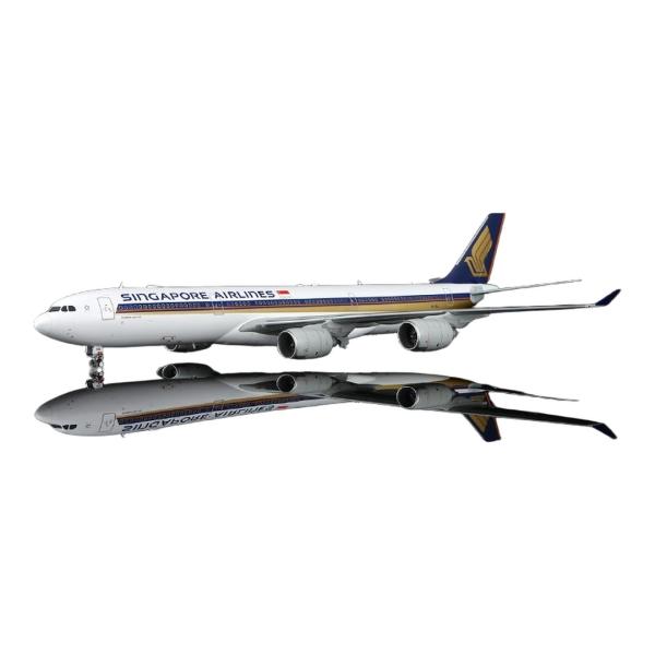 シンガポール航空 Singapore Airlines エアバス A340-500 9V-SGA /...