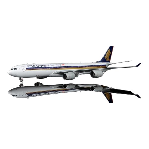 シンガポール航空 Singapore Airlines エアバス A340-500 9V-SGC /...