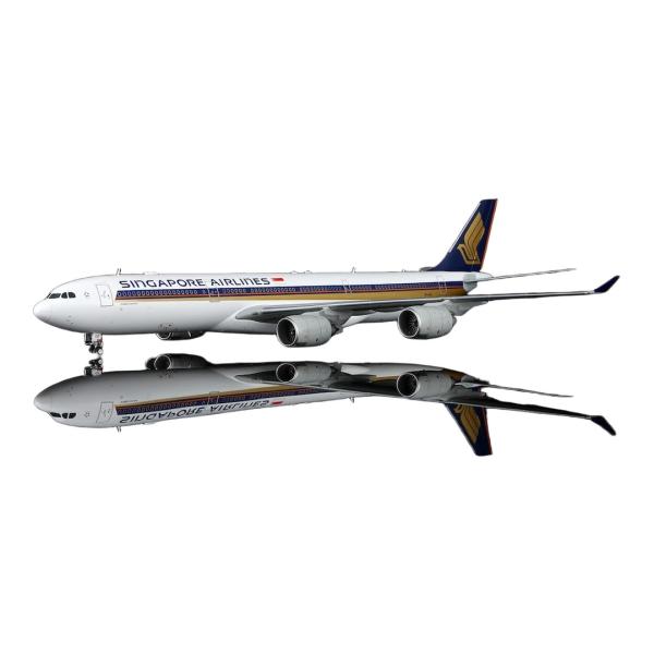シンガポール航空 Singapore Airlines エアバス A340-500 9V-SGD /...