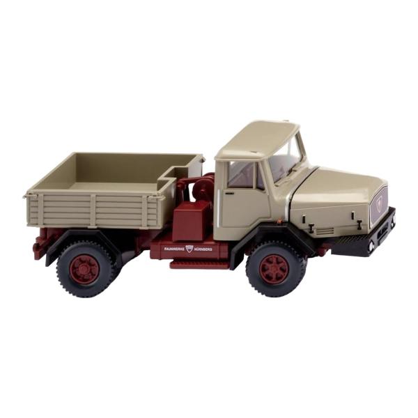 ファウン ヘビーデューティトラクター 牽引車 重機 / Wiking 1/87 トラック模型