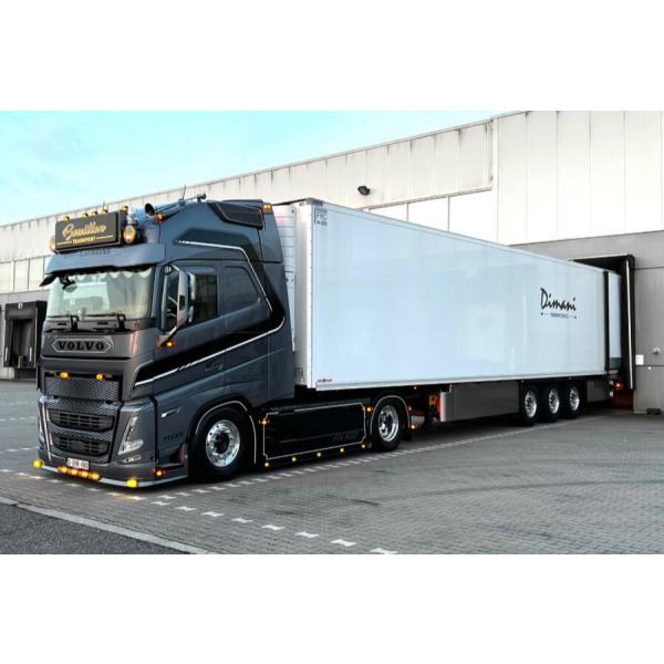 【予約】2026年発売予定 Volvo FH5 GLOBETROTTER XL 4X2 リーファー ...