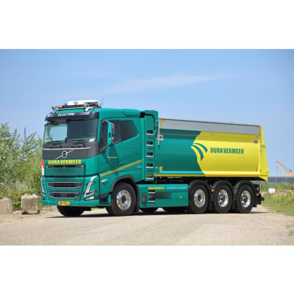 【予約】Dura Vermeer VOLVO FH5 MY2024 SLEEPER CAB ELEC...
