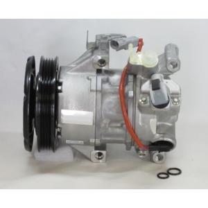 ボルボ（VOLVO） シリンダーヘッドカバー 32213460 純正品 : Bay side